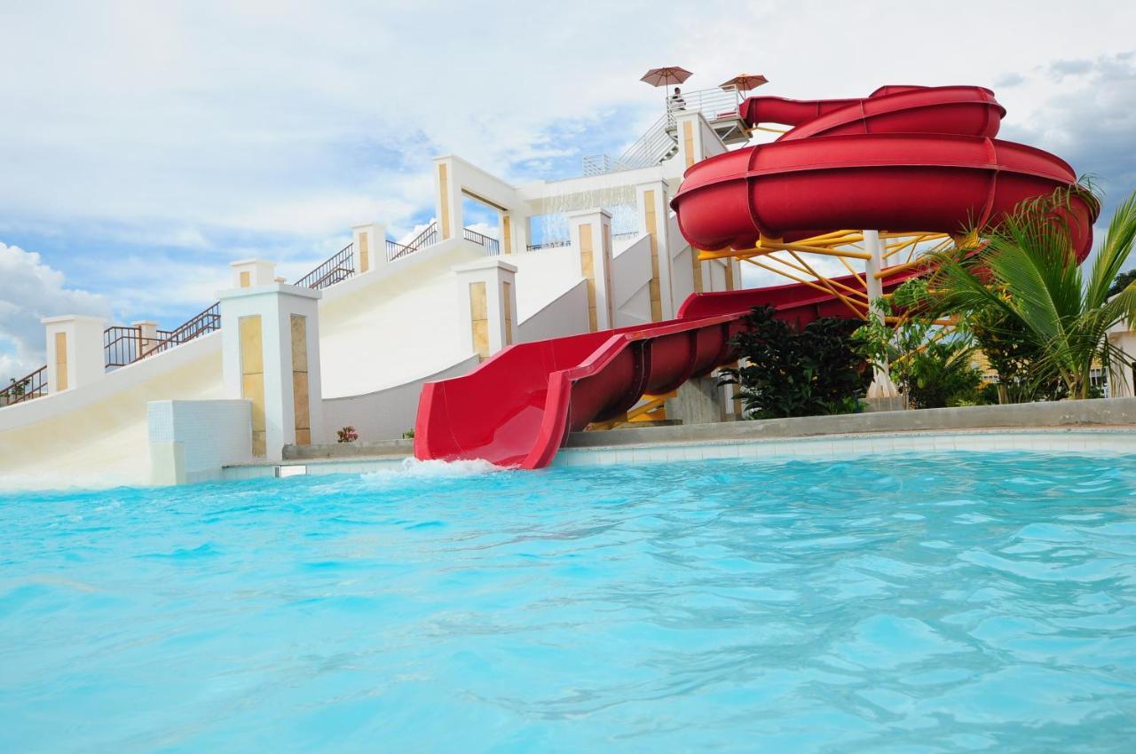 Lacqua Diroma Hotel Com Parque Aquatico 24 Horas Калдас-Новас Экстерьер фото
